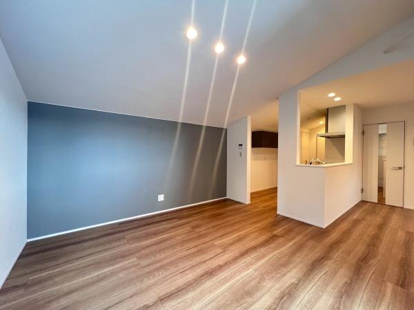 �_�ސ쌧���l�s�h��ѓ����̐V�z��ˌ��Ẵ��r���O