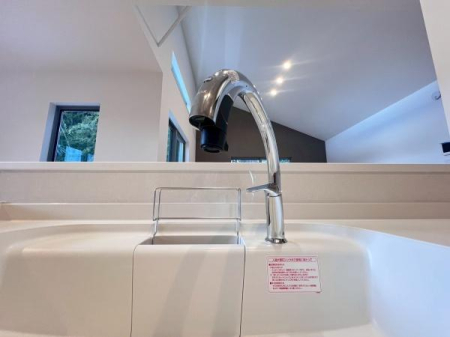 �_�ސ쌧���l�s�h��ѓ����̐V�z��ˌ��ẴL�b�`��