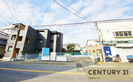 �_�ސ쌧���l�s�ߌ���n��1���ڂ̐V�z��ˌ��Ă̑O�ʓ��H�܂ތ��n�ʐ^