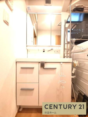 �_�ސ쌧���l�s����R����3���ڂ̒��È�ˌ��Ă̐��ʑ�E���ʏ�