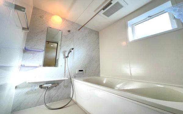 �_�ސ쌧������s�����u2���ڂ̐V�z��ˌ��Ă̗���