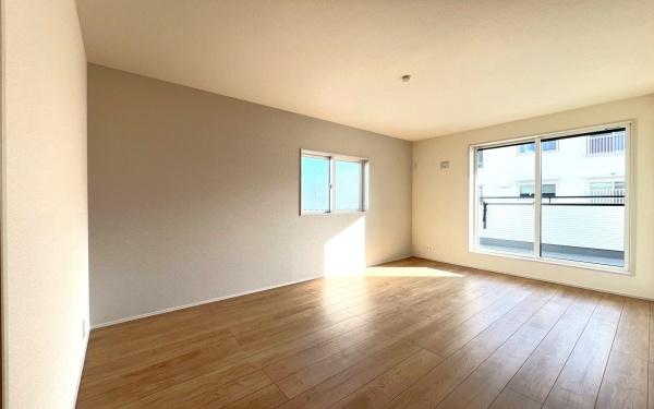 �_�ސ쌧������s�����u2���ڂ̐V�z��ˌ��Ă̗m��