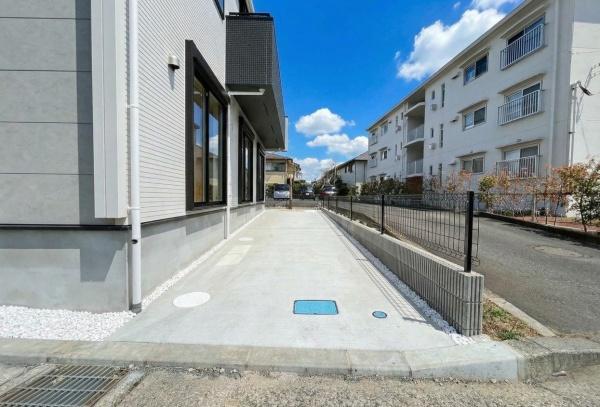 �_�ސ쌧������s�����u2���ڂ̐V�z��ˌ��Ă̒��ԏ�