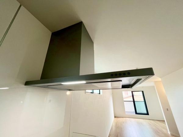 �_�ސ쌧���s���Ë抁�P�J3���ڂ̐V�z��ˌ��ẴL�b�`��