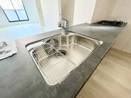 �_�ސ쌧���s���Ë抁�P�J3���ڂ̐V�z��ˌ��ẴL�b�`��