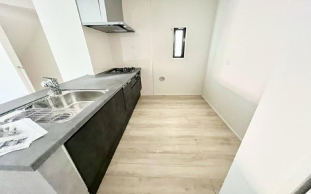 �_�ސ쌧���s���Ë抁�P�J3���ڂ̐V�z��ˌ��ẴL�b�`��