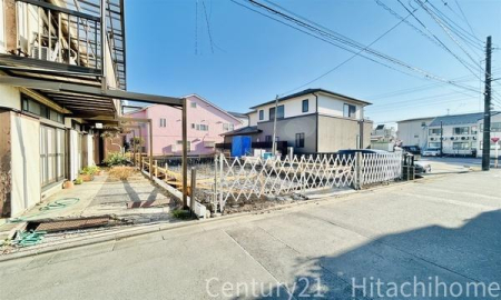 �_�ސ쌧���s����n�c2���ڂ̐V�z��ˌ��Ă̑O�ʓ��H�܂ތ��n�ʐ^