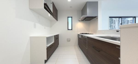 �_�ސ쌧��a�s�����ъԐ�5���ڂ̐V�z��ˌ��ẴL�b�`��