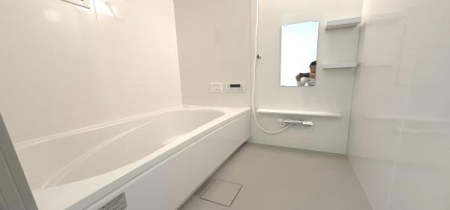 �_�ސ쌧��a�s�����ъԐ�5���ڂ̐V�z��ˌ��Ă̗���