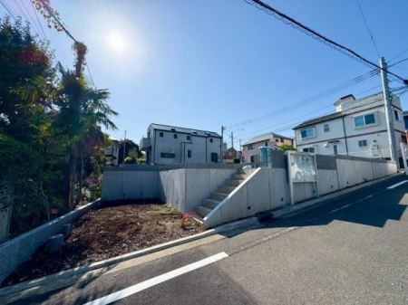 �_�ސ쌧���l�s�ۓy�P�J�挎����̐V�z��ˌ��Ă̏Z�˂���̒��]�ʐ^