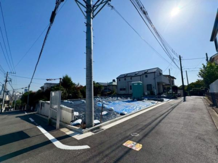 �_�ސ쌧���l�s�ۓy�P�J�挎����̐V�z��ˌ��Ă̑O�ʓ��H�܂ތ��n�ʐ^