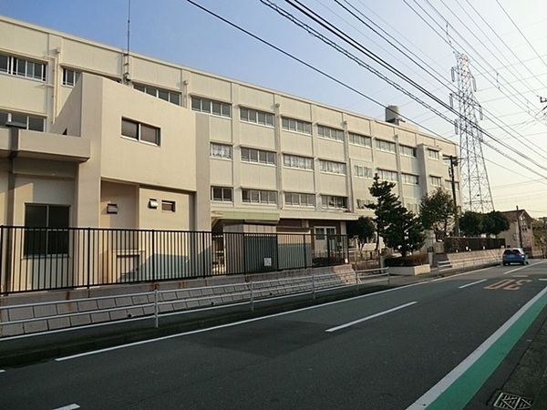 �_�ސ쌧���l�s�˒ˋ�O�c���̒��Ã}���V�����̎��ӊ�