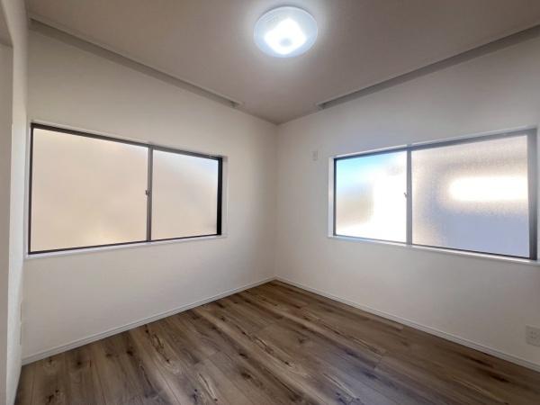 �_�ސ쌧���l�s��q��ꓪ1���ڂ̒��È�ˌ��Ă̗m��