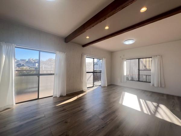 �_�ސ쌧���l�s��q��ꓪ1���ڂ̒��È�ˌ��Ẵ��r���O