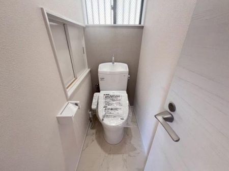 �_�ސ쌧���l�s��q��ꓪ1���ڂ̒��È�ˌ��Ẵg�C��