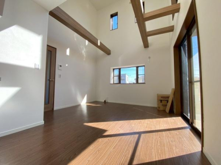 �_�ސ쌧���l�s�˒ˋ�앑��3���ڂ̒��È�ˌ��Ẵ��r���O