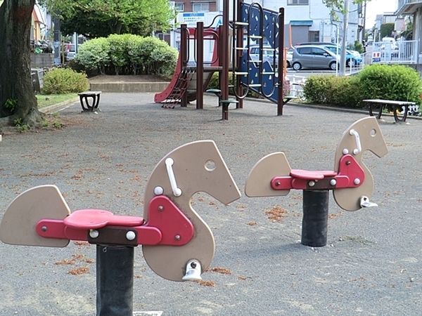 �_�ސ쌧���l�s�˒ˋ�앑��3���ڂ̒��È�ˌ��Ă̎��ӊ�