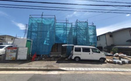 �_�ސ쌧���l�s�s�}�挩�ԎR�̐V�z��ˌ��Ă̑O�ʓ��H�܂ތ��n�ʐ^