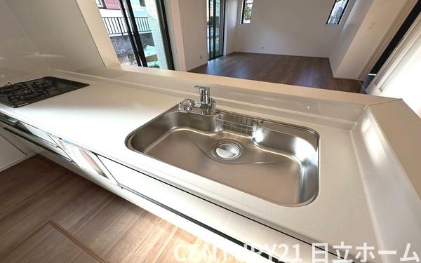 �_�ސ쌧���l�s�t��ޗǒ��̐V�z��ˌ��ẴL�b�`��