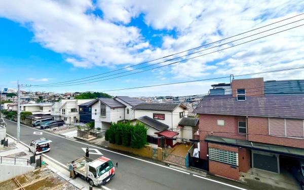 �_�ސ쌧���l�s�ۓy�P�J�揉���P�u�̐V�z��ˌ��Ă̏Z�˂���̒��]�ʐ^