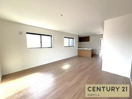 �_�ސ쌧���l�s�`����i�J5���ڂ̐V�z��ˌ��Ẵ��r���O