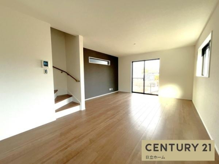 �_�ސ쌧���l�s�`����i�J5���ڂ̐V�z��ˌ��Ẵ��r���O