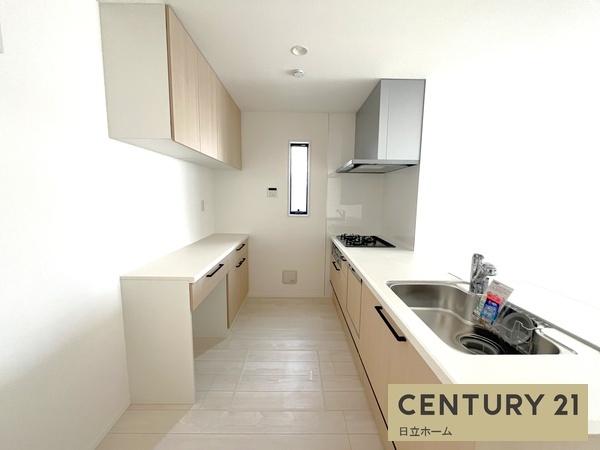 �_�ސ쌧���l�s�`����i�J5���ڂ̐V�z��ˌ��ẴL�b�`��