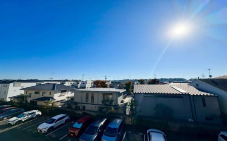 �_�ސ쌧���s�����扁1���ڂ̒��Ã}���V�����̏Z�˂���̒��]�ʐ^