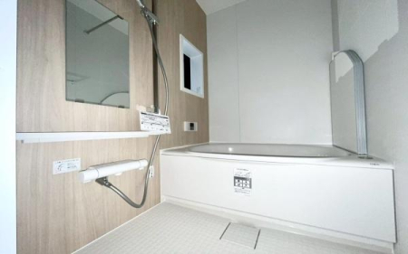 �_�ސ쌧���s������㕽�Ԃ̐V�z��ˌ��Ă̗���