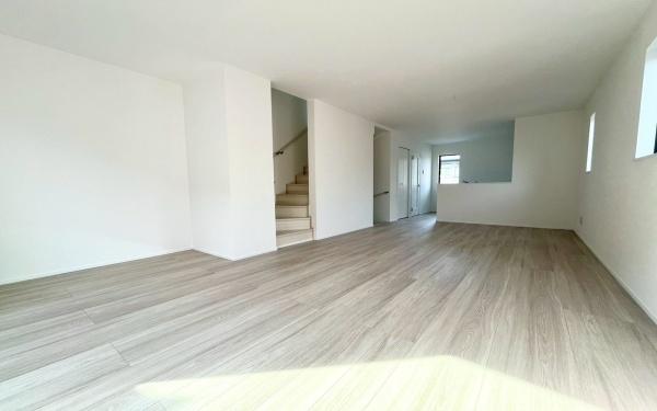 �_�ސ쌧���s������㕽�Ԃ̐V�z��ˌ��Ẵ��r���O