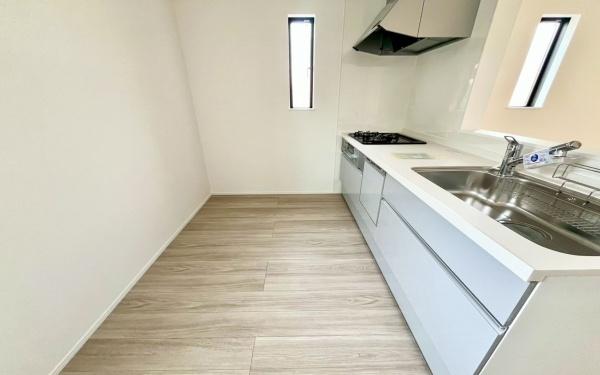 �_�ސ쌧���s������㕽�Ԃ̐V�z��ˌ��ẴL�b�`��