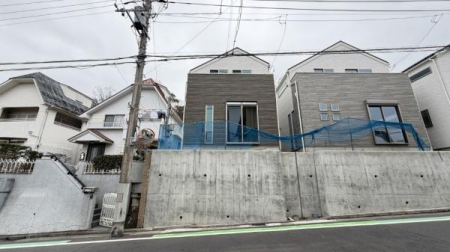 �_�ސ쌧���l�s��q��X���u1���ڂ̐V�z��ˌ��Ă̂��̑����n