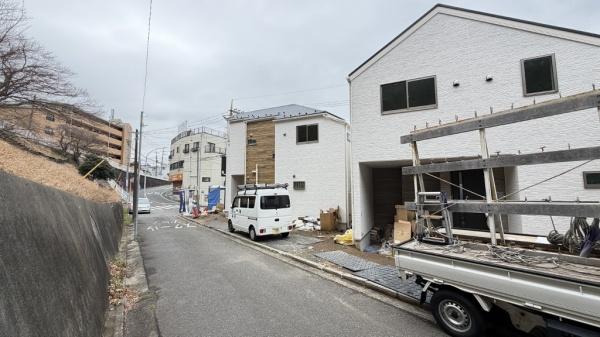 �_�ސ쌧���l�s��q��X���u1���ڂ̐V�z��ˌ��Ă̂��̑����n