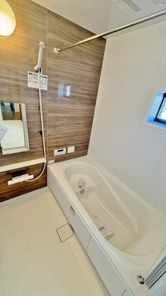 �_�ސ쌧���l�s���V�����̐V�z��ˌ��Ă̗���