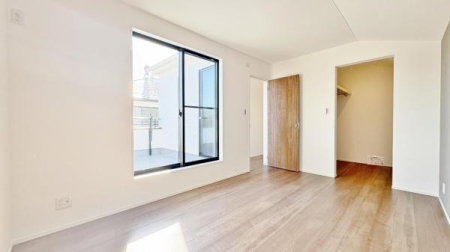 �_�ސ쌧���l�s���V�����̐V�z��ˌ��Ă̗m��