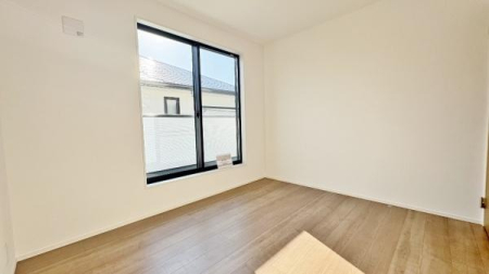 �_�ސ쌧���l�s���V�����̐V�z��ˌ��Ă̗m��