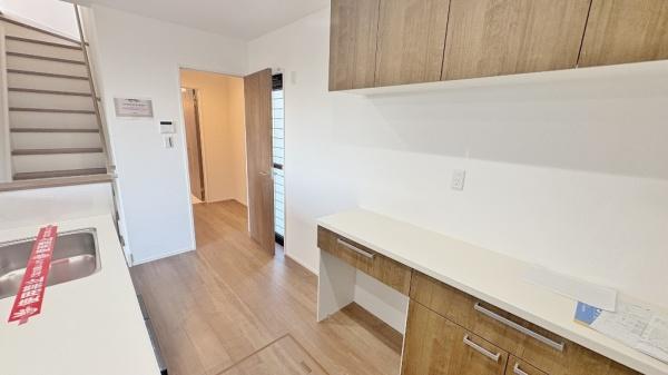 �_�ސ쌧���l�s���V�����̐V�z��ˌ��ẴL�b�`��