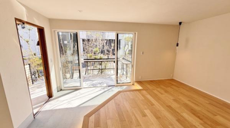 �_�ސ쌧����s�ғ����C��3���ڂ̐V�z��ˌ��Ẵ��r���O