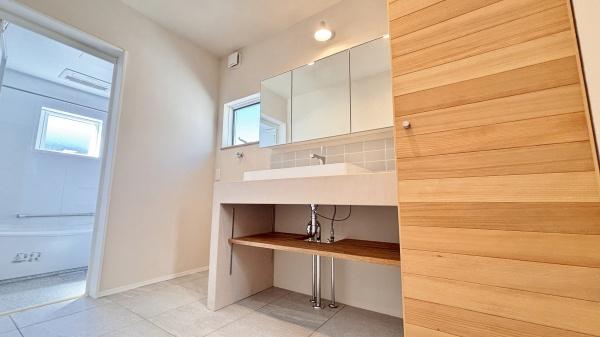 �_�ސ쌧����s�ғ����C��3���ڂ̐V�z��ˌ��Ă̐��ʑ�E���ʏ�