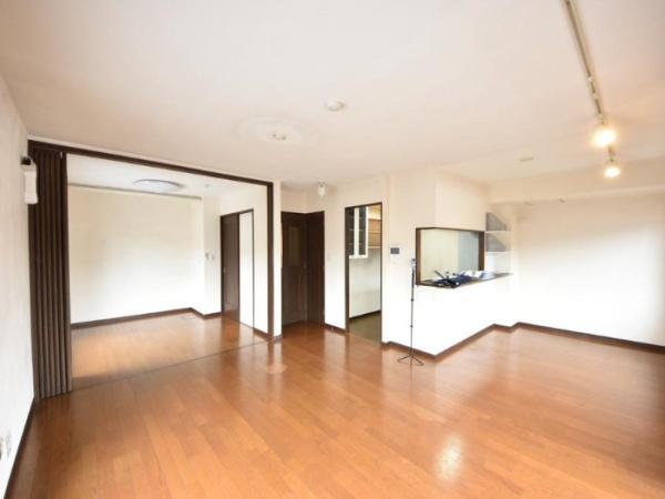 �_�ސ쌧���l�s�t��������u5���ڂ̒��Ã}���V�����̃��r���O