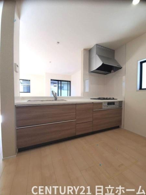 �_�ސ쌧���l�s���J�搣�J6���ڂ̐V�z��ˌ��ẴL�b�`��