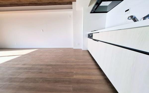 �_�ސ쌧���l�s�`�k��e��5���ڂ̒��Ã}���V�����̃L�b�`��