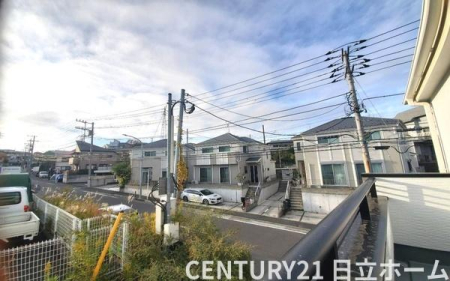 �_�ސ쌧���l�s�˒ˋ�����̐V�z��ˌ��Ă̏Z�˂���̒��]�ʐ^