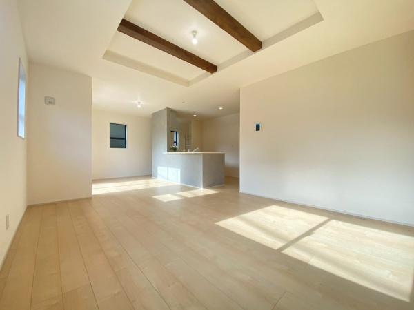 �_�ސ쌧���l�s�h��j�䐼1���ڂ̐V�z��ˌ��Ẵ��r���O