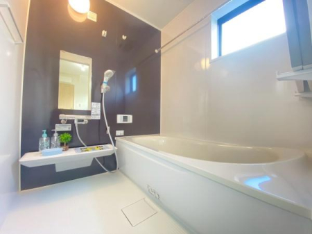 �_�ސ쌧���l�s�h��j�䐼1���ڂ̐V�z��ˌ��Ă̗���