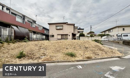 �_�ސ쌧���l�s�`��扺�i�J6���ڂ̐V�z��ˌ��Ă̑O�ʓ��H�܂ތ��n�ʐ^