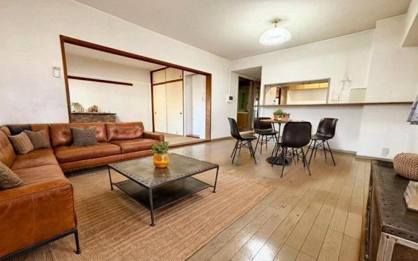 �_�ސ쌧���l�s�ۓy�P�J�擌�쓇�� 24-1�̒��Ã}���V�����̃��r���O