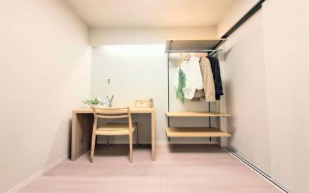 �_�ސ쌧���l�s�����Ԓ�1���ڂ̒��Ã}���V�����̎q������