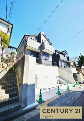 �_�ސ쌧���l�s�˒ˋ敽�˒��̐V�z��ˌ��Ă̑O�ʓ��H�܂ތ��n�ʐ^