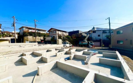 �_�ސ쌧���l�s��q��X���u2���ڂ̐V�z��ˌ��Ă̂��̑����n